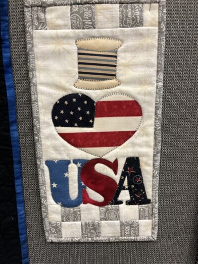 Patchabilities I Love USA Machine Embroidery Blended Pattern with USB Flash Drive and Hanger